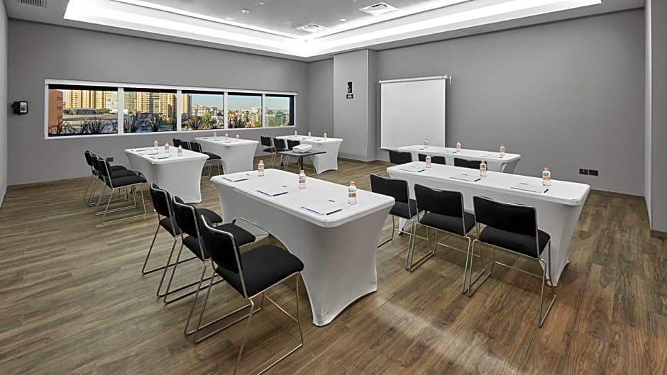 City Express Plus by Marriott Ciudad de Mexico Interlomas