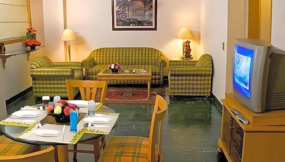 Savoy Suites Noida Delhi N.C.R.