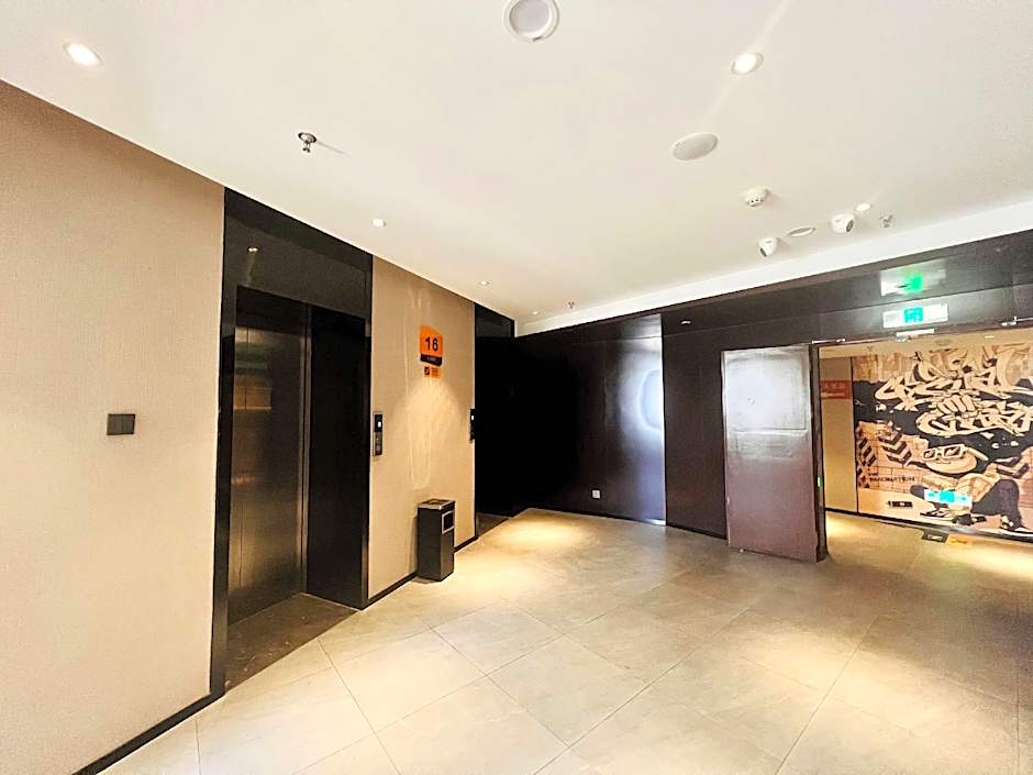 7 Days Premium Changsha Wuyi Plaza Metro Station