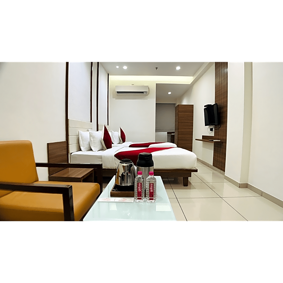 Hotel Ashray Inn Express