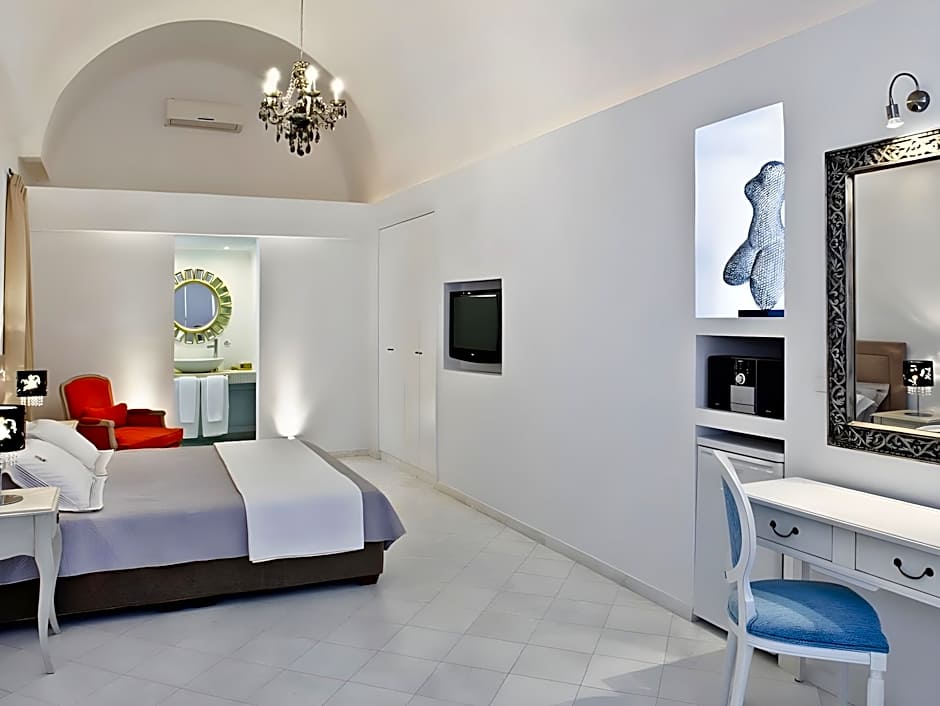 Photo 1 of 1 of Double Room with Garden View