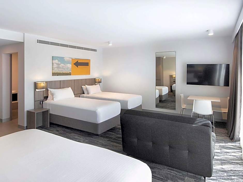 Mercure Sydney Blacktown