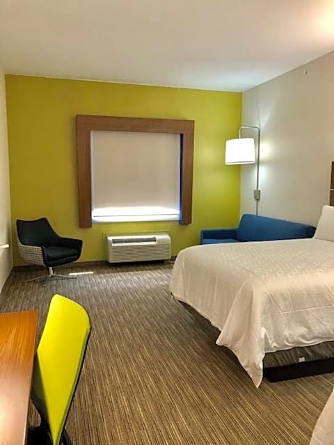 Holiday Inn Express And Suites Longview South I20 By IHG