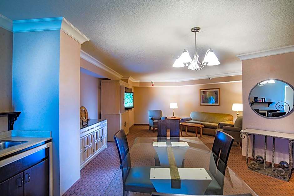 The STRAT Hotel, Casino & Tower