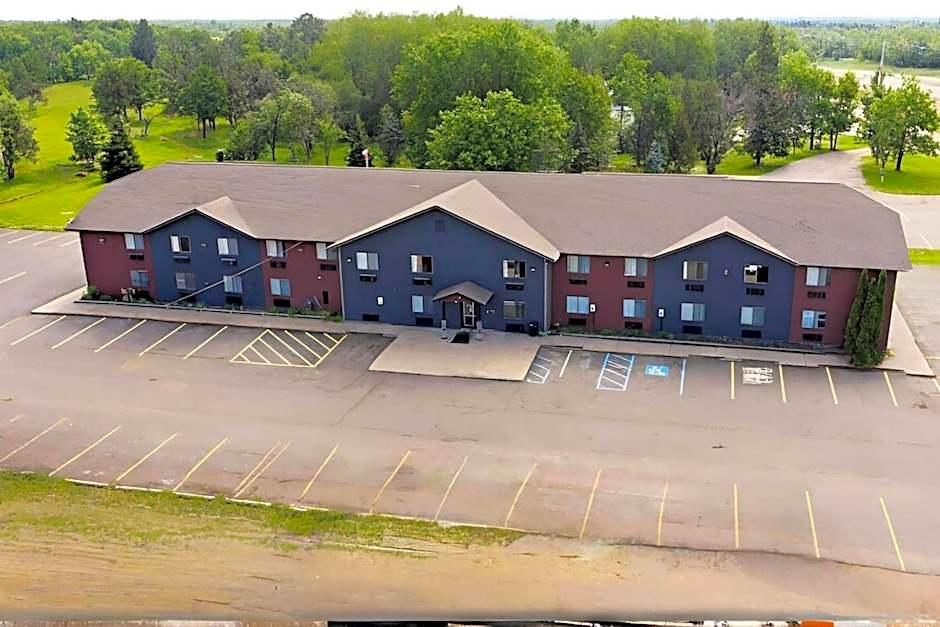 Photo 1 of 46 of Rodeway Inn Hibbing