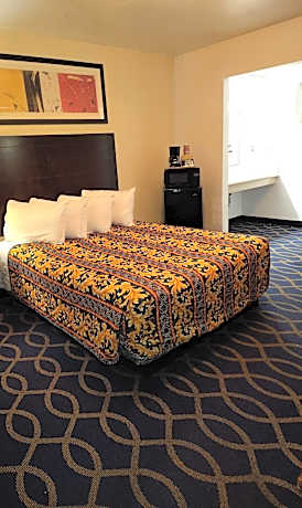 Queen Room