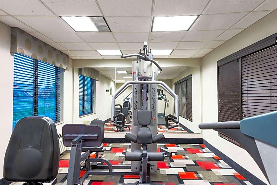 Wingate By Wyndham Lake Charles Casino Area