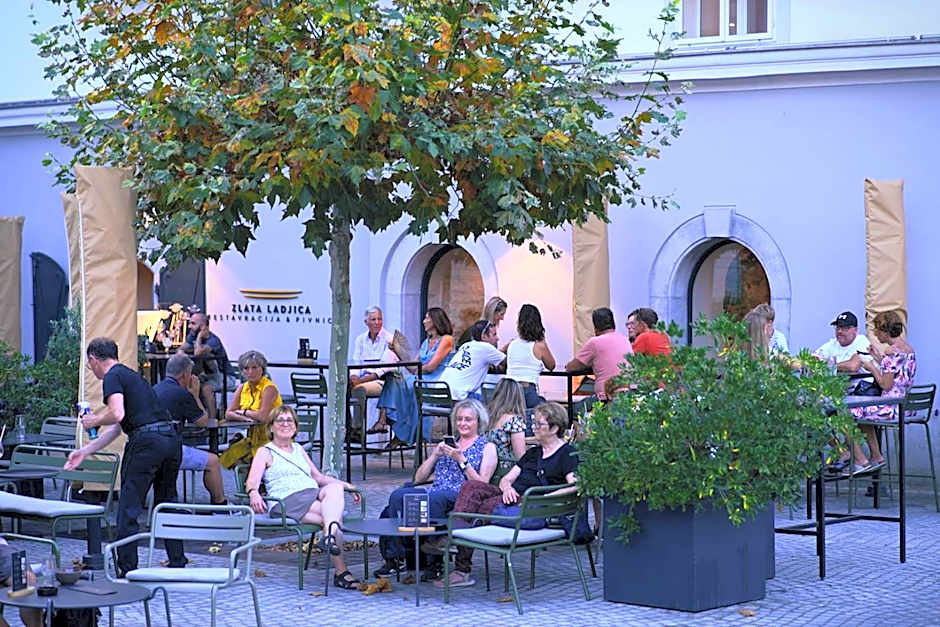 Zlata Ladjica Boutique Hotel