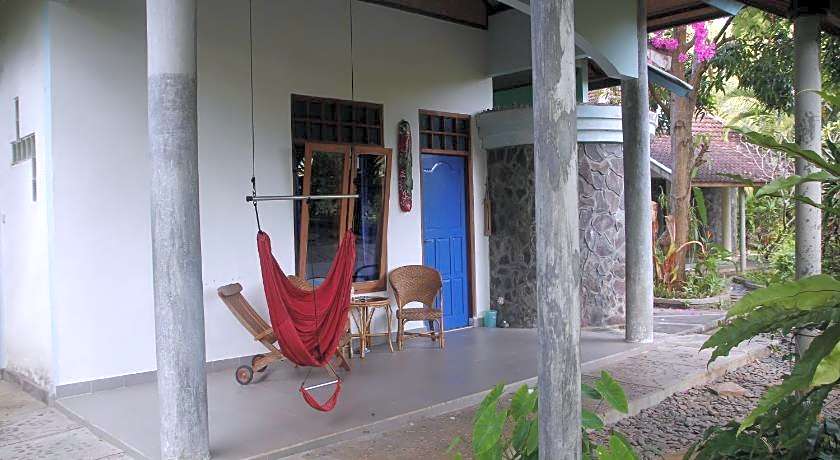 Sananda Bungalows