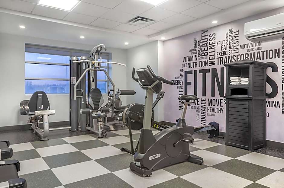 Executive Residency by Best Western Calgary City View North