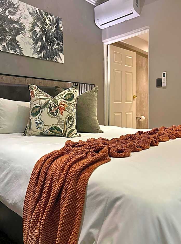 The Cycad Lodge & Chalets