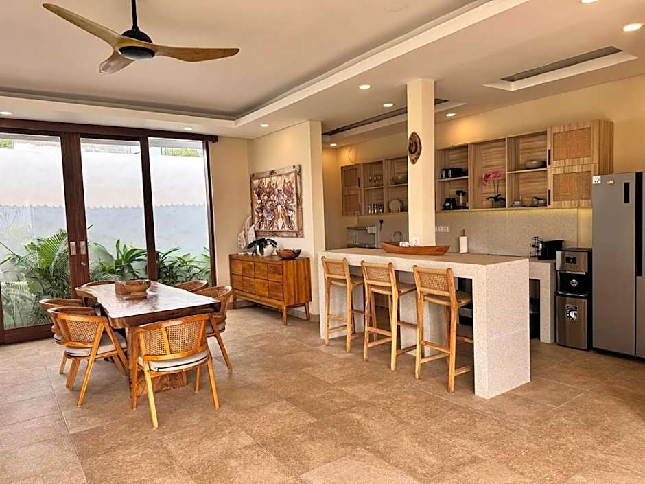 Villa 10 Rose Bali 3BR Luxury