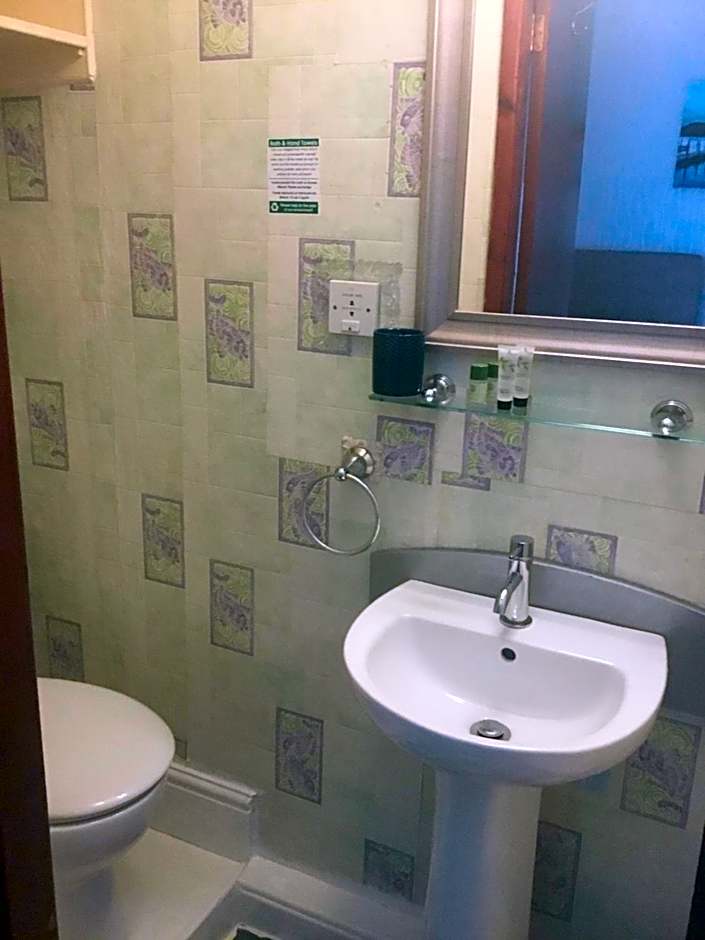 Kirkstall Guest House