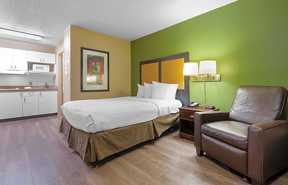 Extended Stay America Suites - Cincinnati - Springdale - I-275
