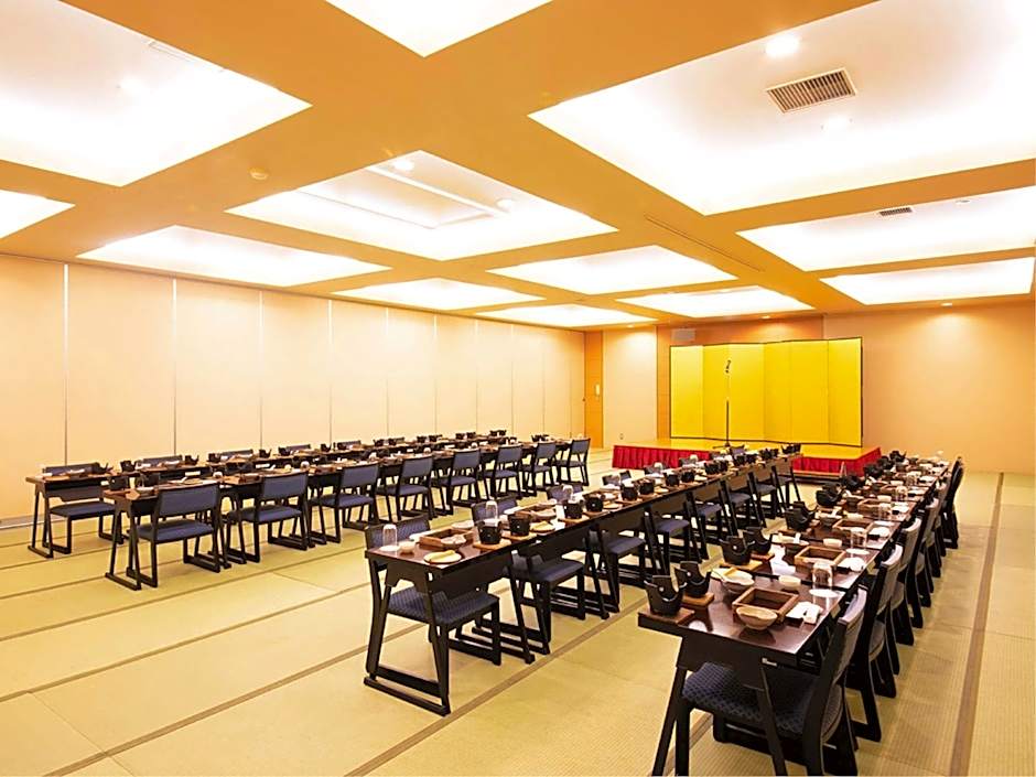 Ryokan Yufuin Sansuikan