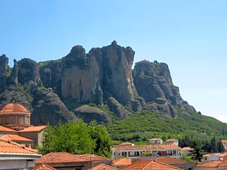 Suite with Meteora View
