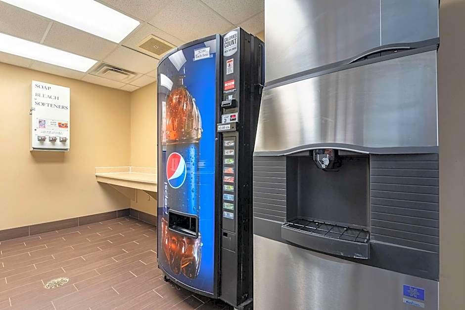 Holiday Inn Express & Suites Hebron - Cincinnati Airport by IHG