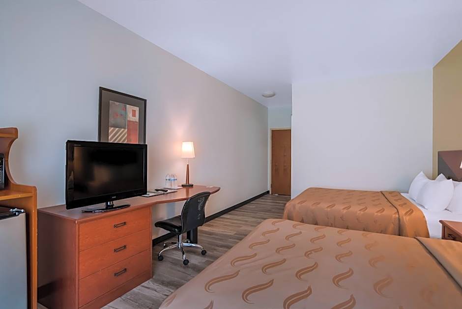 Quality Inn & Suites Chambersburg Northeast