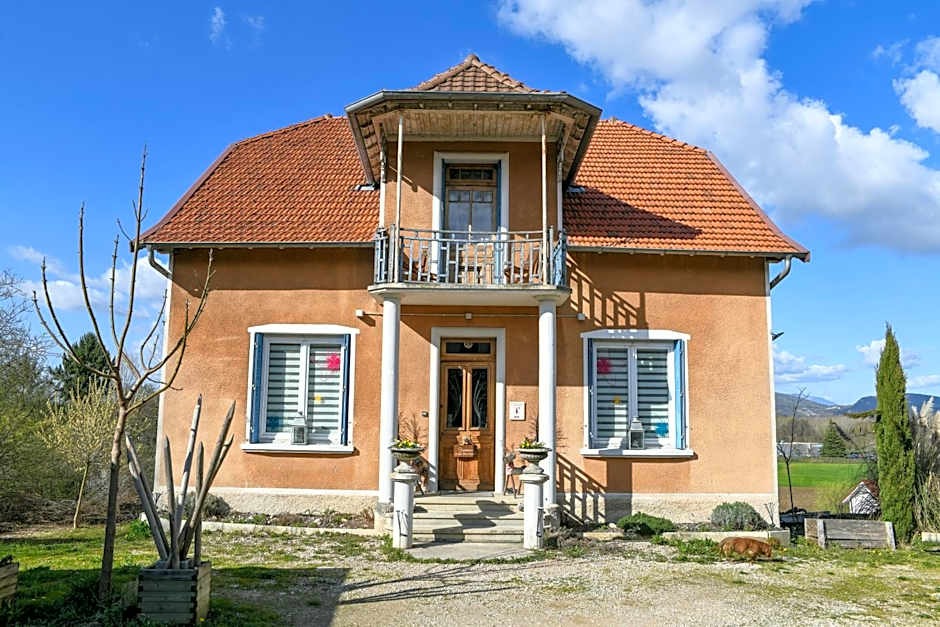 Maison Fleur De Frangipanier
