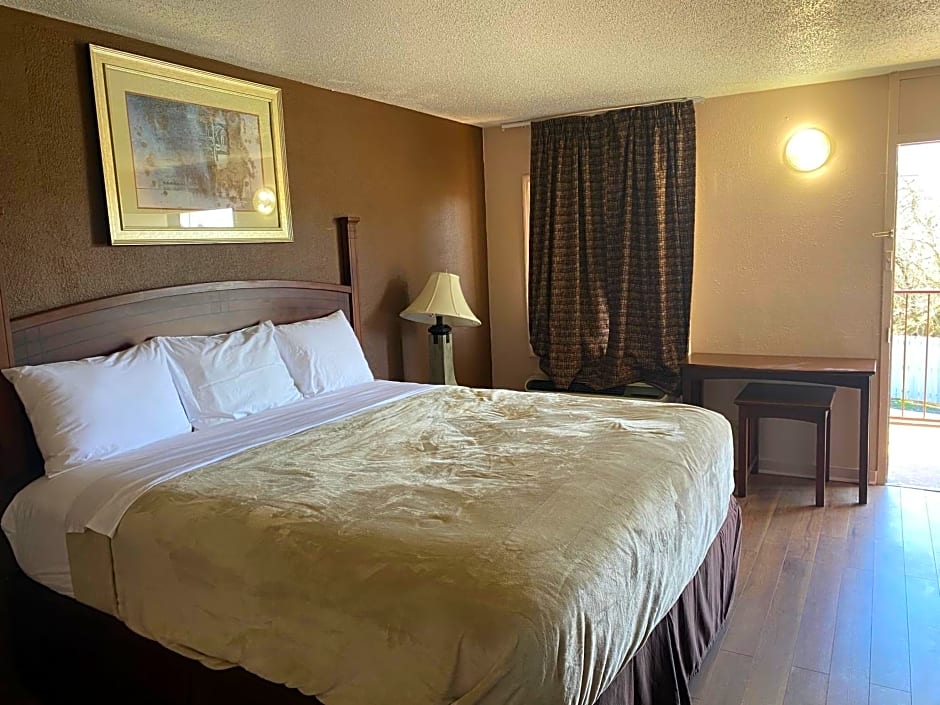 Luxury Inn