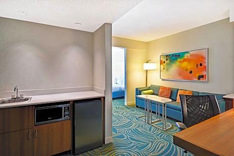 Studio, Multiple Beds (Mobility/Hearing Accessible, Tub) (2 Queen Beds and 1 Double Sofa Bed)
