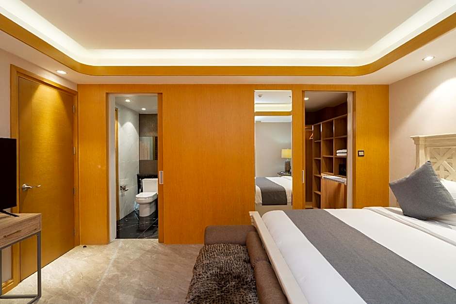 One Euphoria Luxe Hotel