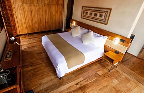 Suite with Balcony