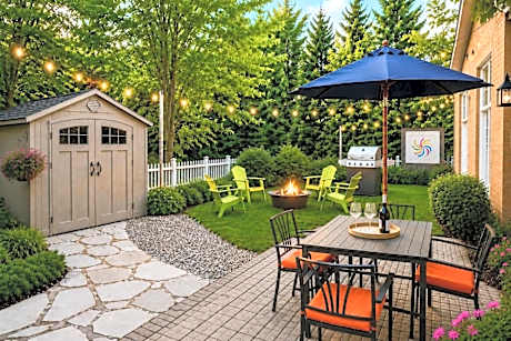 Downtown Picton Retreat - Near Sandbanks and Wineries