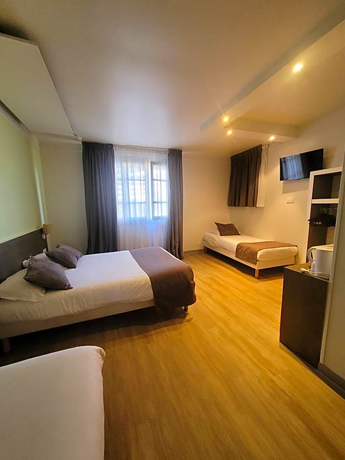 KYRIAD ORANGE Centre Ville - HOTEL RESTAURANT BAR - Galerie d'Art des Princes - Provence Alpes Côte d'Azur - France - Proche A7-A9 - exit21- Châteauneuf-du-Pape Avignon Bollene Nimes Valence - 24h-24h