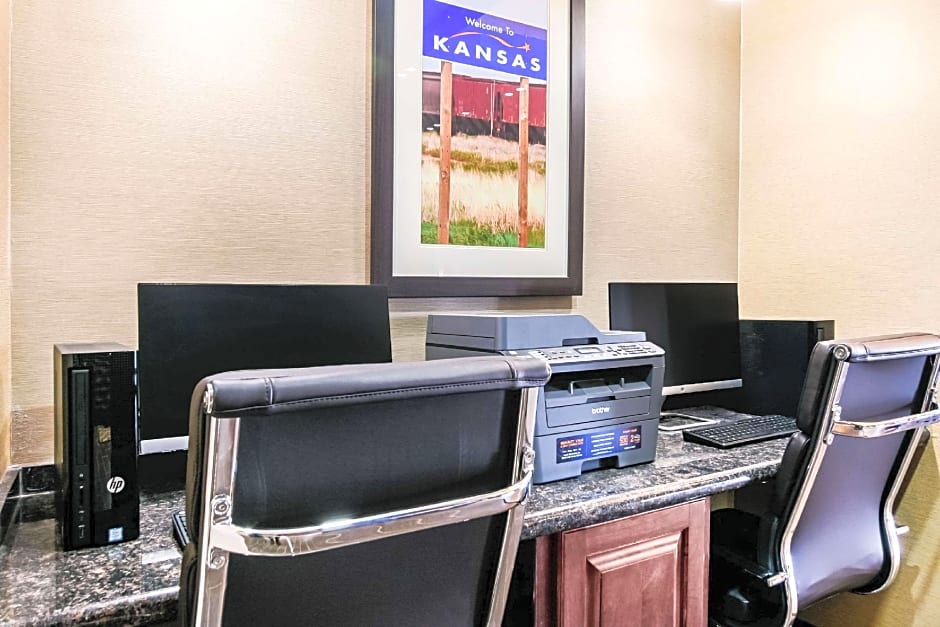 Comfort Inn & Suites Independence