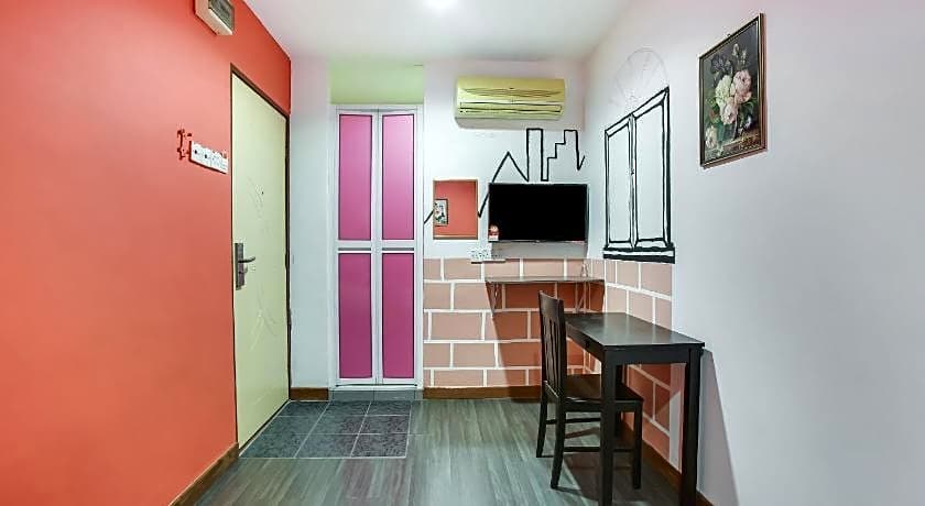 Hotel O Taj (seksyen 7)