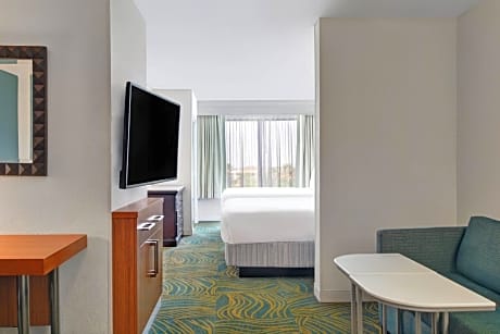 Suite with Two Queen Beds and Sofa Bed - Allergy Friendly