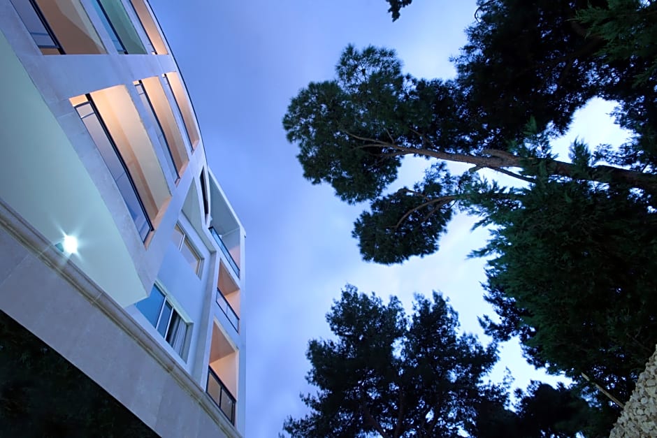 BayInn Hotel