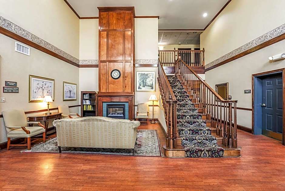 Econo Lodge Inn & Suites - Marianna