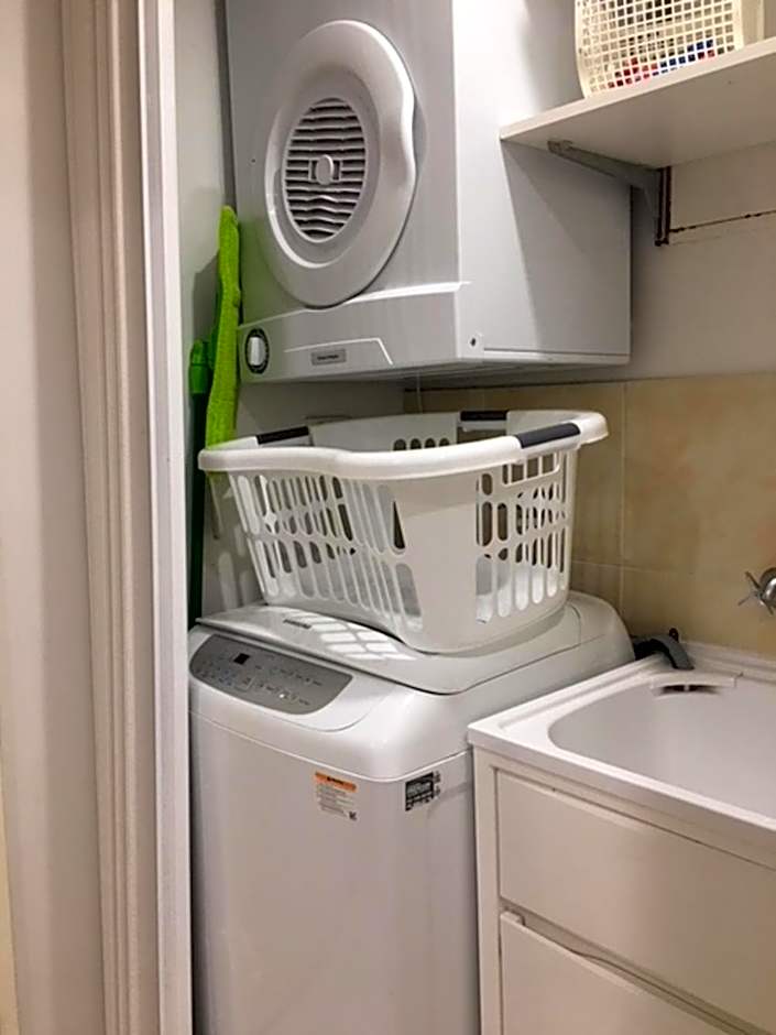 Merrima Court Holidays