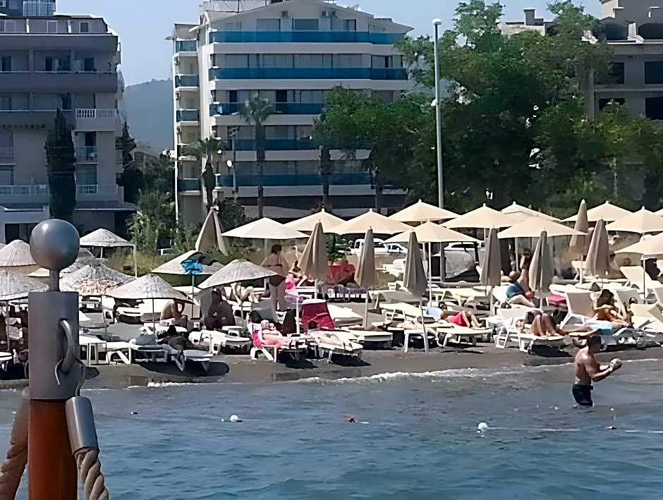 Moda Beach Hotel