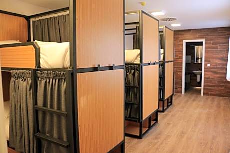 6-Bed Mixed Dormitory Room