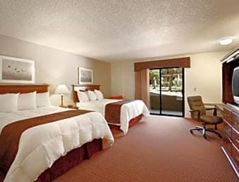 Travelodge Inn & Suites by Wyndham Yucca Valley/Joshua Tree