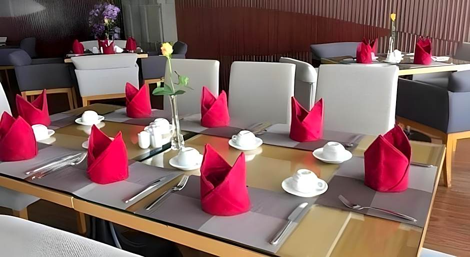 The Iris Signature Hotel and Spa