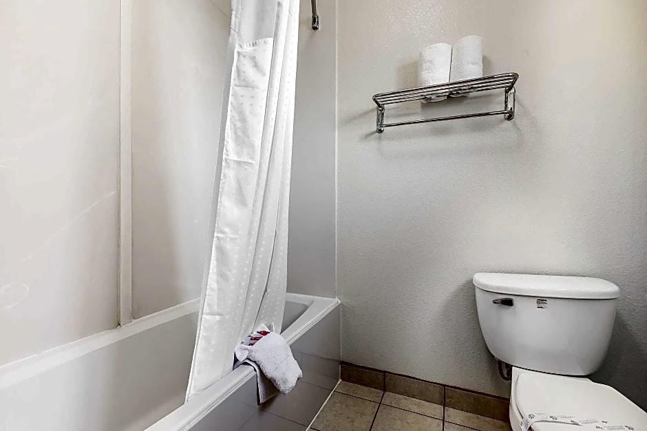 Econo Lodge Long Beach I-405