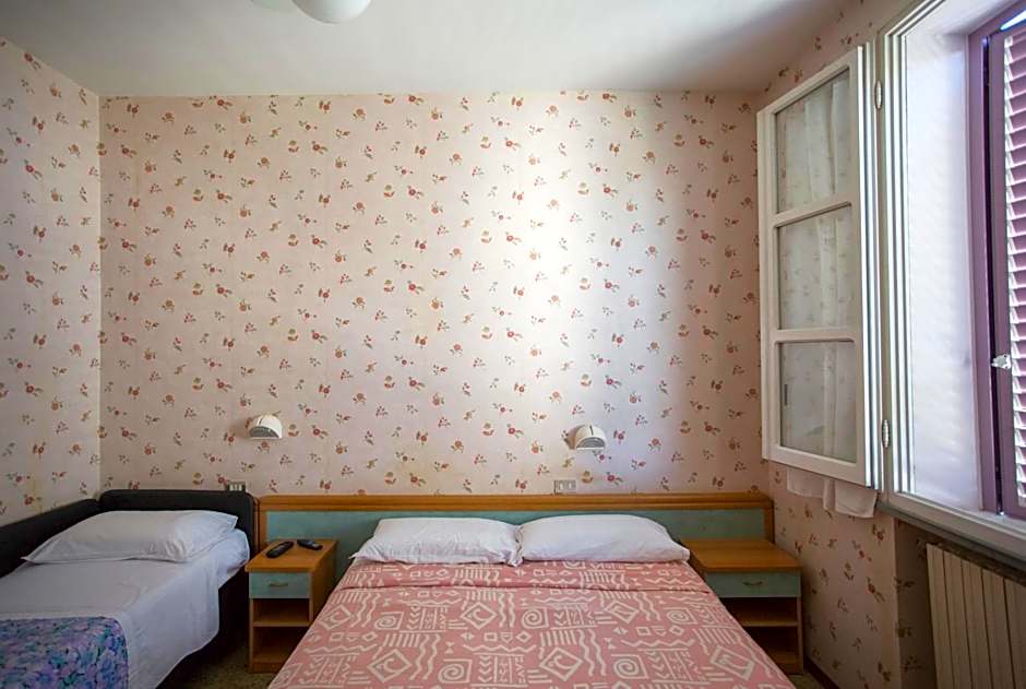 Hotel Eden