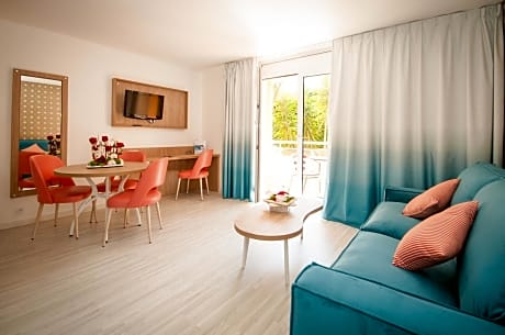 Standard Apartment with Balcony (4 Adults)