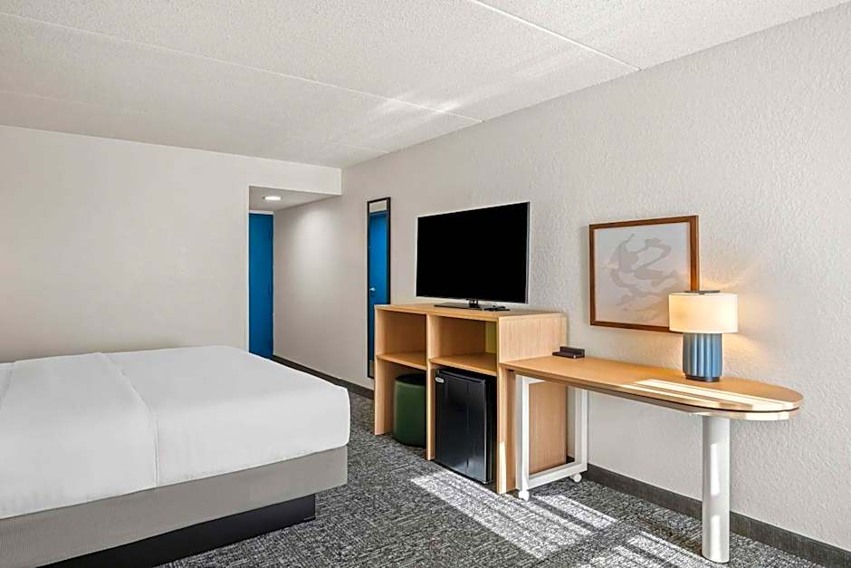 Spark by Hilton Stevensville