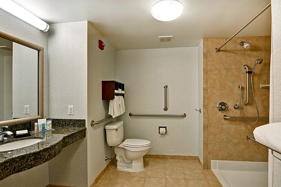 Hampton Inn & Suites Wilkes-Barre