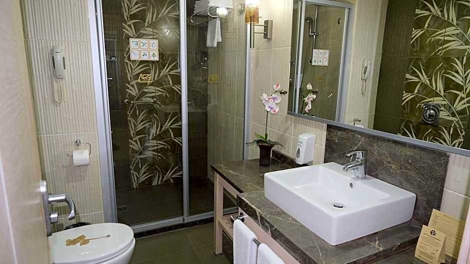 Ambassador Plaza Hotel - All Inclusive