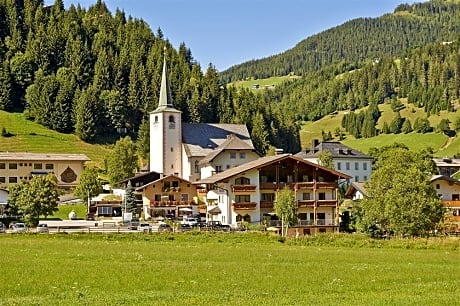 Aparthotel Neue Post