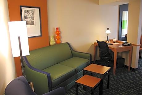 King Studio with Sofa Bed
