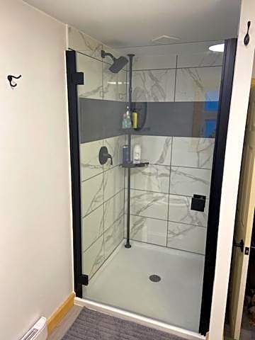 Bears Den Guest House