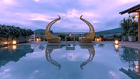 Floral Lux Hotel· Yuexi·Junyuan hot spring