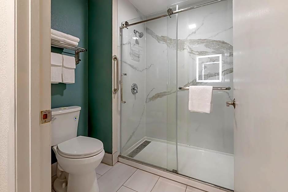 Sleep Inn & Suites Wisconsin Dells - Lake Delton